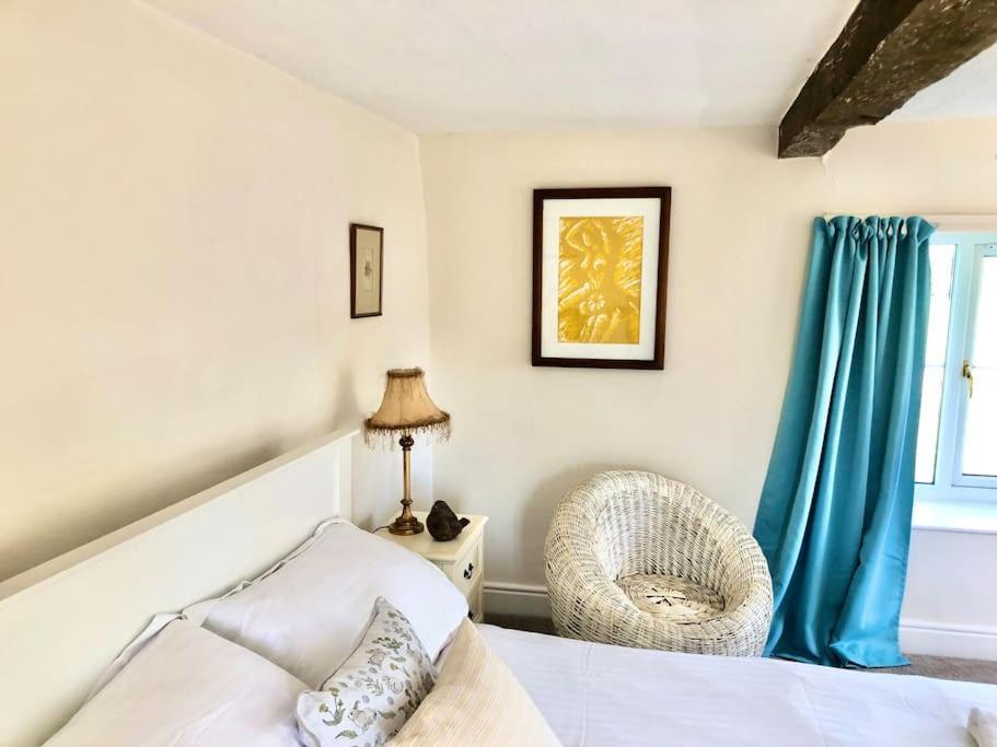 Cosy Farmhouse Escape In Monmouthshire Villa Wolves Newton Exterior photo